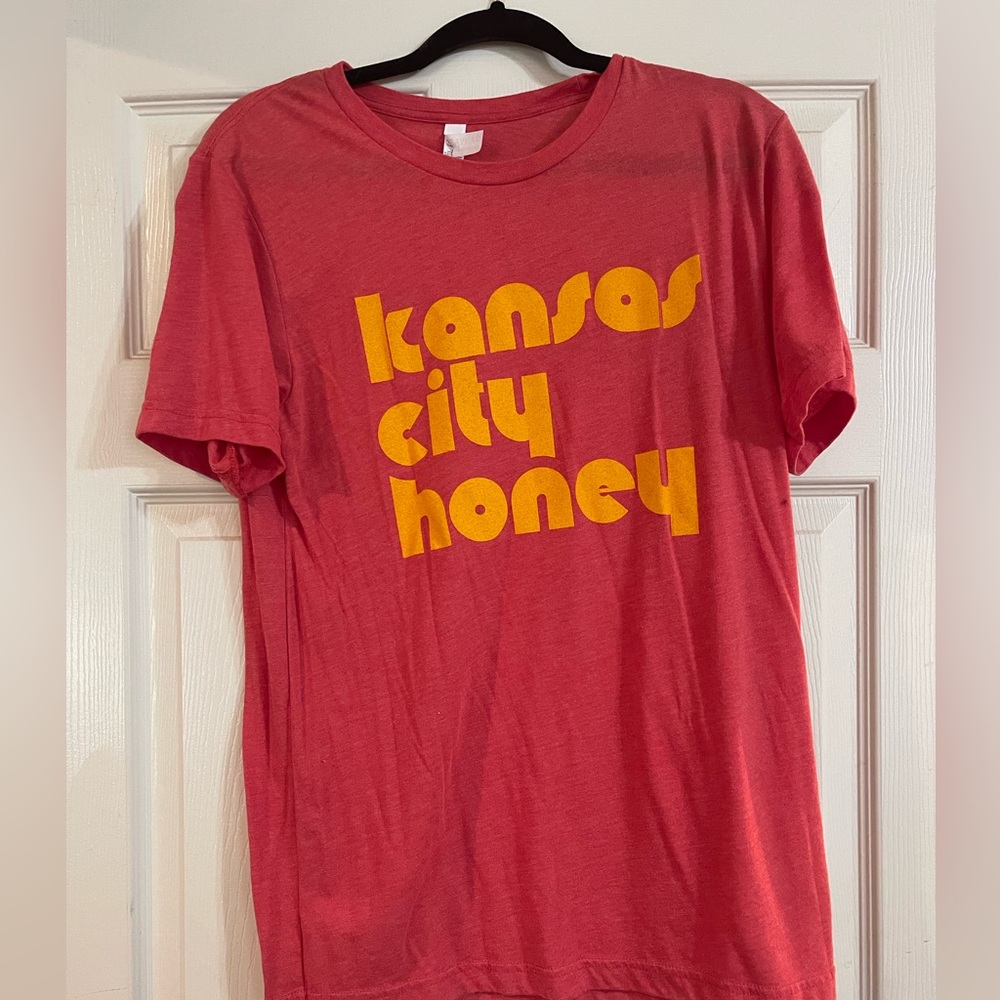 Red Graphic Tee - Short Sleeve